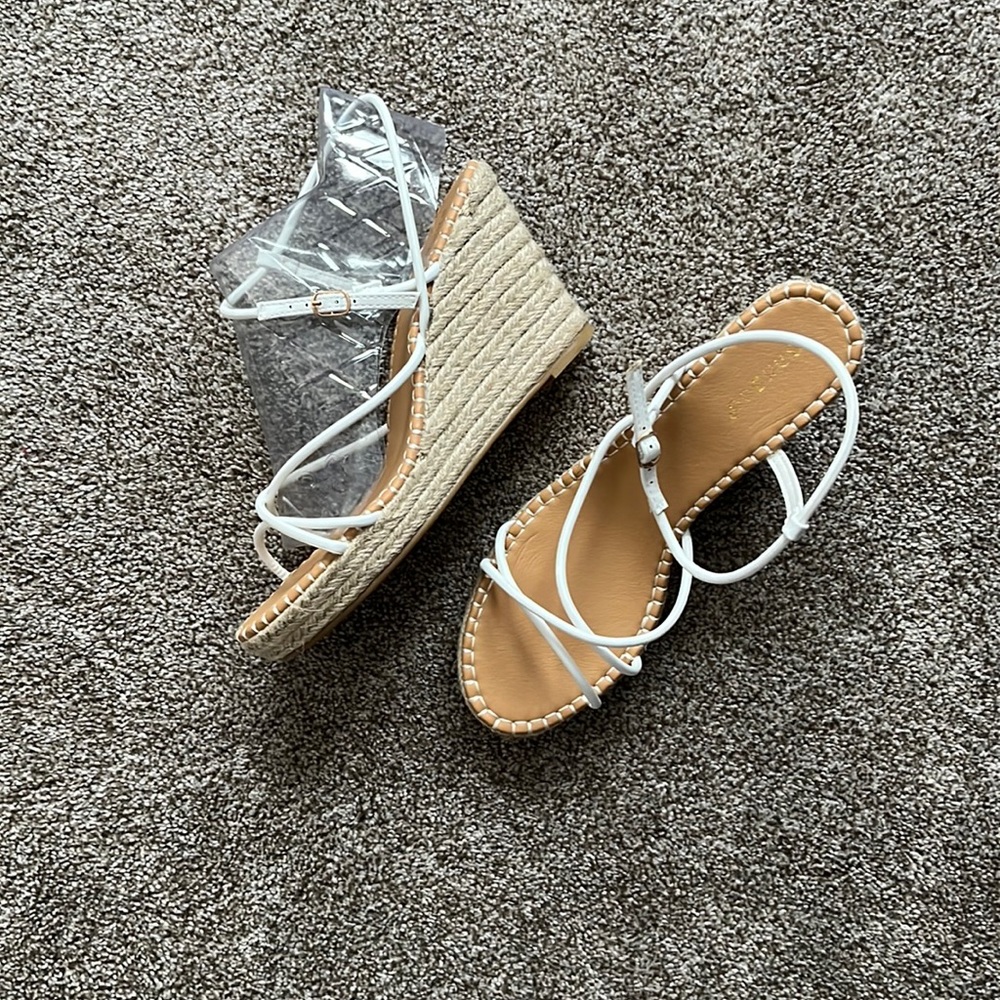 Wedge sandal size 10
